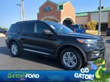 Used 2022 Ford Explorer XLT w/ Class IV Trailer Tow Package image 2