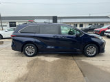 Used 2021 Toyota Sienna LE image 4