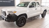 Used 2017 Toyota Tacoma SR image 3