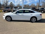 Used 2022 Chevrolet Malibu LT image 2