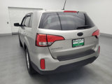 Used 2015 Kia Sorento LX image 6
