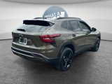 Certified 2024 Chevrolet Trax ACTIV w/ Sunroof Package image 3