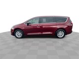 Used 2023 Chrysler Voyager LX image 5