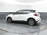 Certified 2021 Nissan Kicks SR image 5