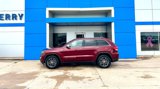 Used 2017 Jeep Grand Cherokee Limited w/ Luxury Group II image 4