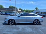 Used 2018 Honda Accord Sport image 3
