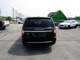 Used 2014 Chrysler Town & Country Touring-L w/ Driver Convenience Group image 6