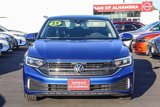 Used 2023 Volkswagen Jetta SEL image 3