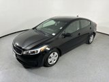 Used 2017 Kia Forte LX image 2