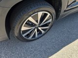 Used 2022 Volkswagen Taos SE image 2