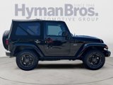Used 2016 Jeep Wrangler Sahara image 2