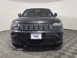 Used 2019 Jeep Grand Cherokee Altitude image 3