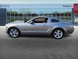 Used 2009 Ford Mustang GT image 4