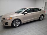 Used 2019 Ford Fusion SE image 2