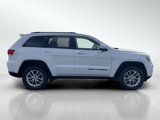 Used 2018 Jeep Grand Cherokee Laredo image 4
