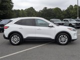 Certified 2020 Ford Escape SE image 2