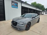 Used 2019 Chrysler 300 Touring w/ Sport Appearance Package image 3