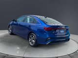 Used 2023 Kia Forte LXS image 3