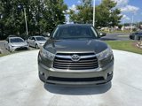 Used 2016 Toyota Highlander XLE image 3