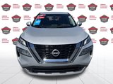 Used 2023 Nissan Rogue SV image 2