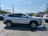 Used 2019 Jeep Cherokee Latitude w/ Cold Weather Group image 2