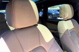 Certified 2025 Porsche Macan image 5