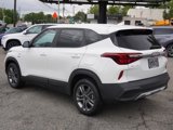 Used 2022 Kia Seltos LX image 6