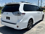 Used 2019 Toyota Sienna SE image 5