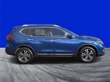 Used 2018 Nissan Rogue SL image 2