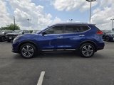 Used 2017 Nissan Rogue SL image 4