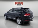 Used 2012 Volkswagen Touareg Executive image 2