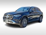 Used 2024 Mercedes-Benz GLC 300 4MATIC image 3