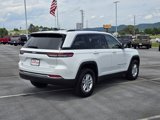 Certified 2023 Jeep Grand Cherokee Laredo image 5