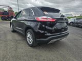 Used 2022 Ford Edge SEL w/ Convenience Package image 2