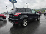 Used 2017 Ford Escape SE image 3