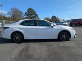 Used 2021 Toyota Camry SE image 2