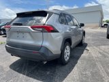 Used 2019 Toyota RAV4 LE image 5