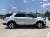 Used 2016 Ford Explorer XLT image 6