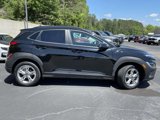 Used 2022 Hyundai Kona SEL image 2
