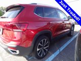 Used 2022 Volkswagen Taos SE image 4