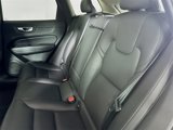 Used 2023 Volvo XC60 B5 Plus image 4