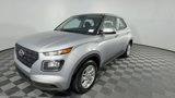Used 2021 Hyundai Venue SE image 4