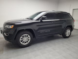 Used 2020 Jeep Grand Cherokee Laredo image 2