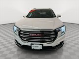 Used 2022 GMC Terrain SLT w/ Infotainment Package II image 2