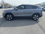 New 2025 Volkswagen Taos SE image 3