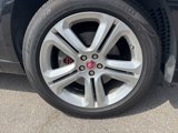 Used 2017 Jaguar F-PACE R-Sport image 3