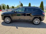 Used 2022 Jeep Compass Latitude image 2