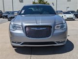 Used 2017 Chrysler 300 C Platinum image 3