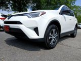 Used 2018 Toyota RAV4 LE image 2