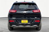 Used 2016 Jeep Cherokee Overland w/ Technology Group image 4